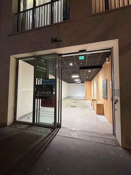 Commerce de détail dans Boulogne-Billancourt à louer - Photo du bâtiment - Image 3 de 6