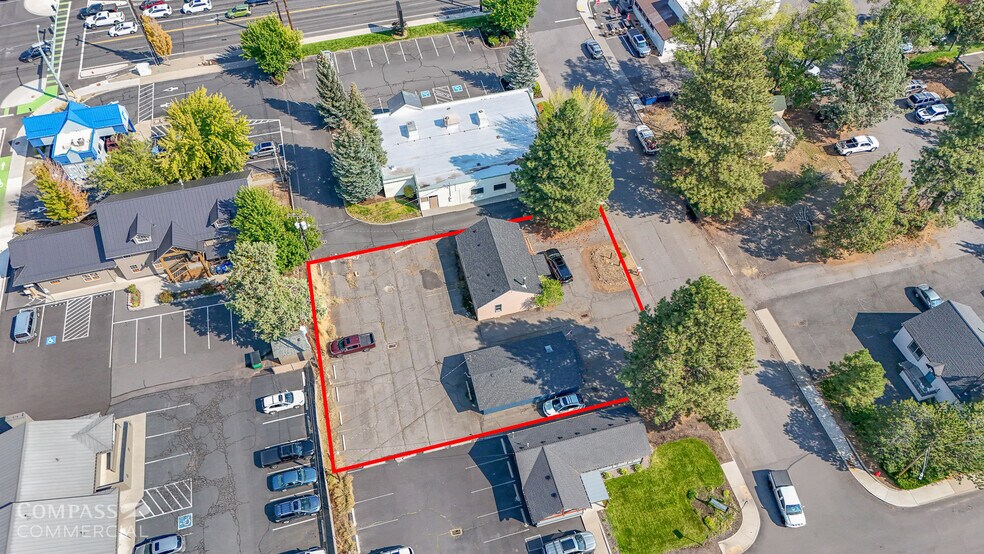 224 SE Taft Ave, Bend, OR à vendre - Photo du bâtiment - Image 2 de 8