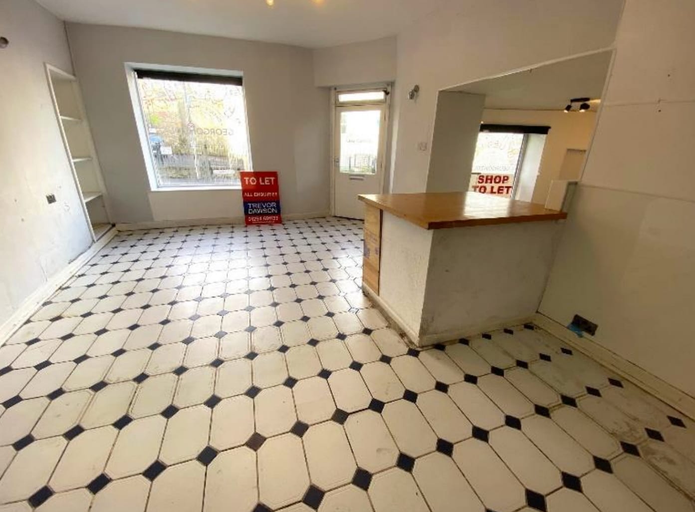 15-17 Lowergate, Clitheroe for lease Interior Photo- Image 1 of 2