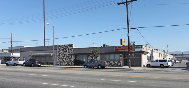 More details for 13161-13165 Sherman Way, North Hollywood, CA - Industrial for Lease