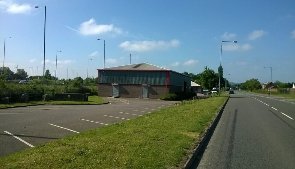 Welsh Rd, Deeside à louer - Photo du bâtiment - Image 3 de 4