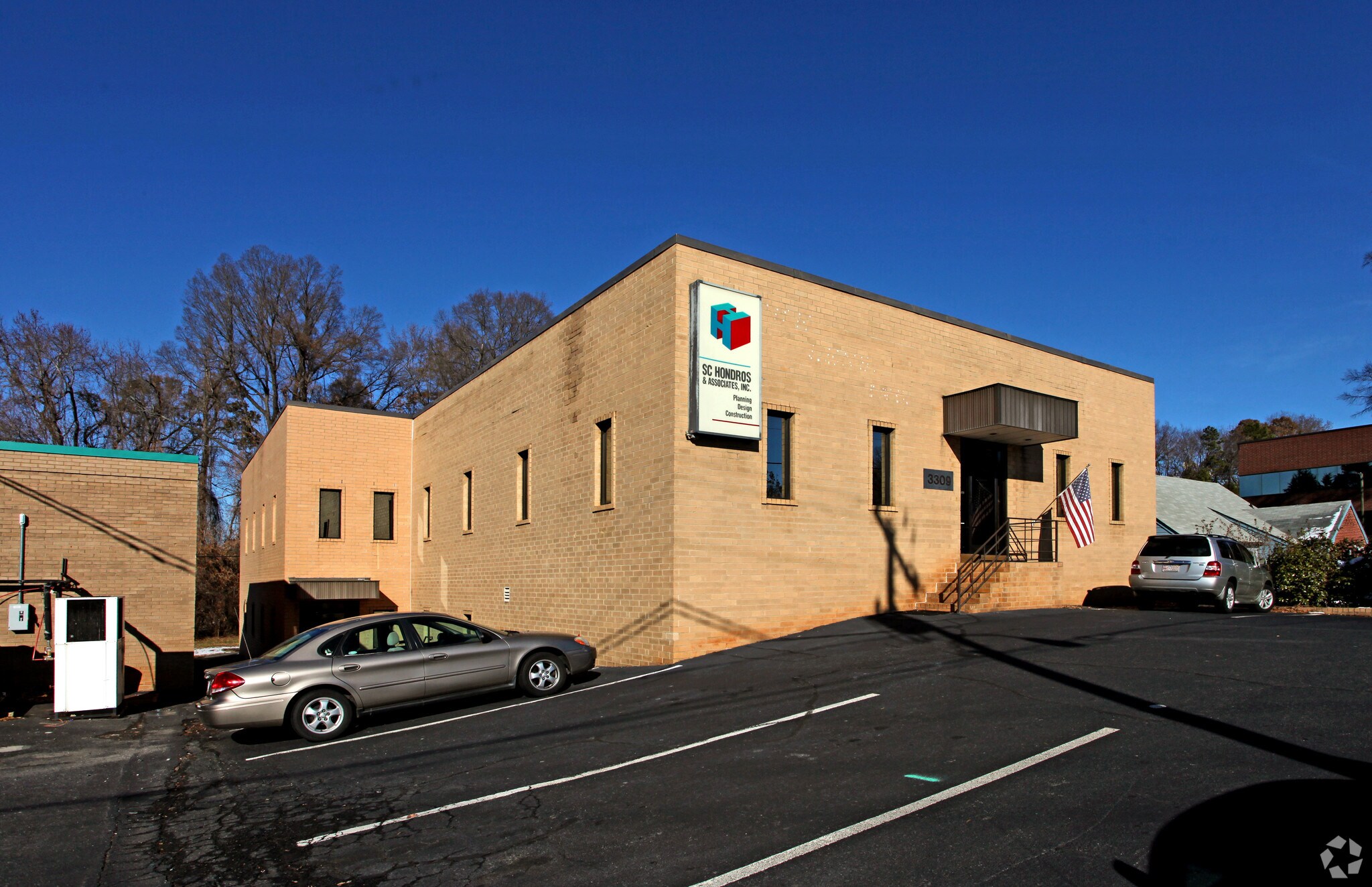 3309 W Washburn Ave, Charlotte, NC à louer Photo du bâtiment- Image 1 de 13