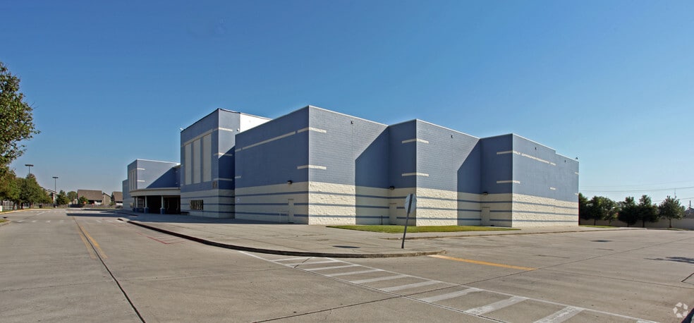 1151 Manhattan Blvd, Harvey, LA for sale - Primary Photo - Image 1 of 2