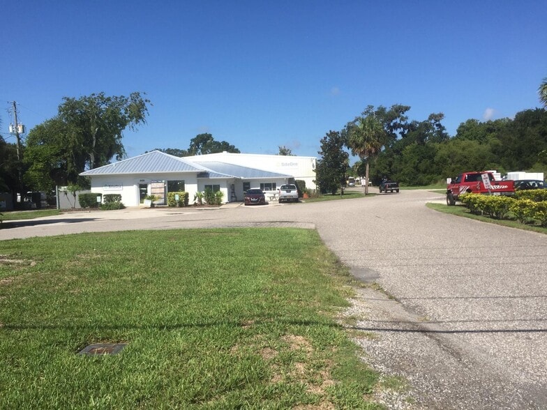 2430 S Nova Rd, Daytona Beach, FL for lease - Building Photo - Image 2 of 6