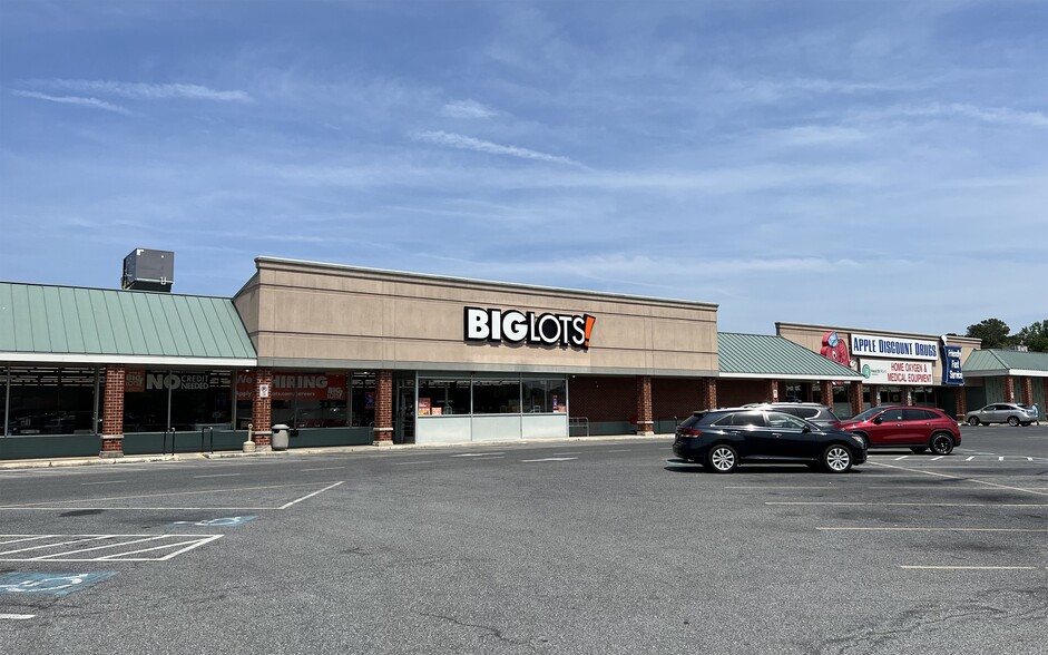 402-408 N Fruitland Blvd, Salisbury, MD for lease - Building Photo - Image 1 of 3