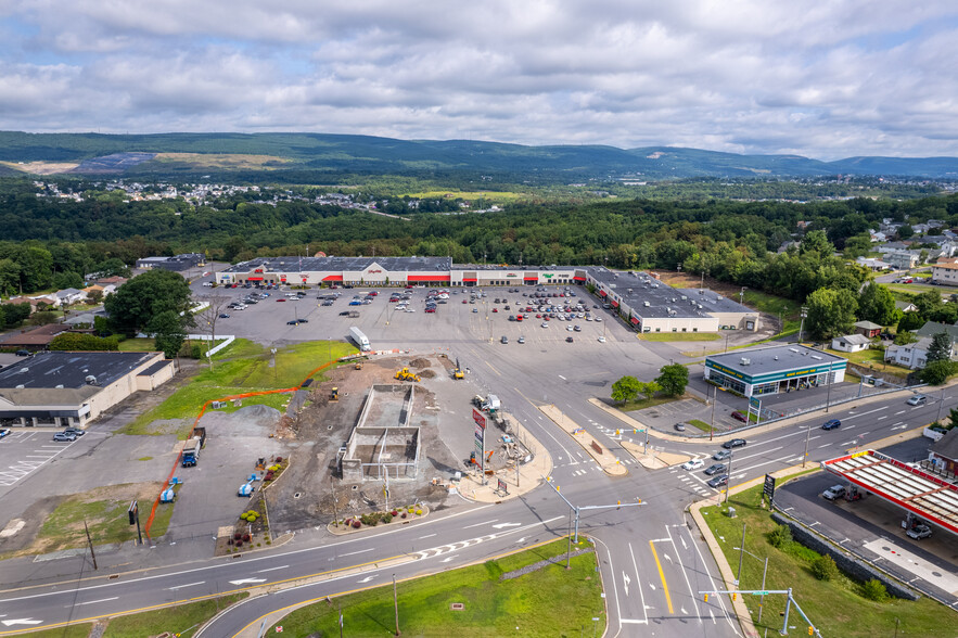 3409 Birney Ave, Moosic, PA for lease - Building Photo - Image 1 of 1