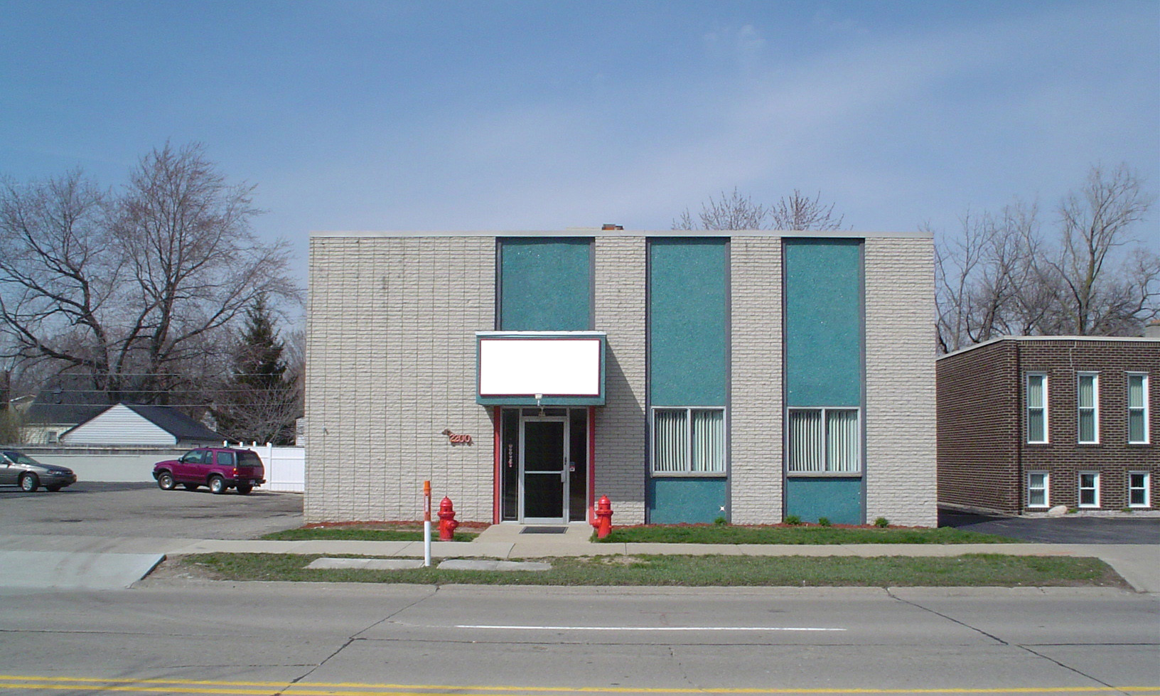 2200 11 Mile Rd, Berkley, MI for sale Primary Photo- Image 1 of 1