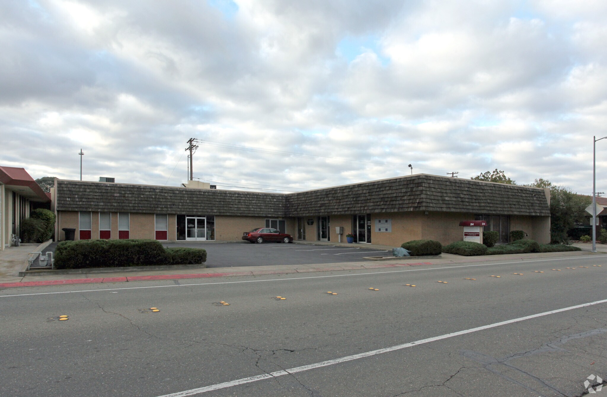 214 Estates Dr, Roseville, CA for lease Primary Photo- Image 1 of 4