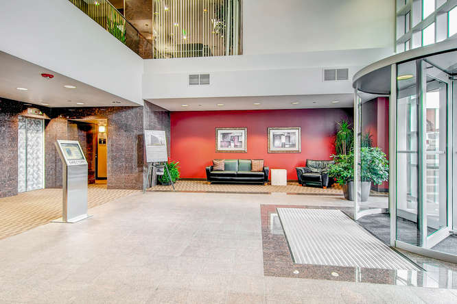 3033 S Parker Rd, Aurora, CO for lease - Lobby - Image 2 of 10