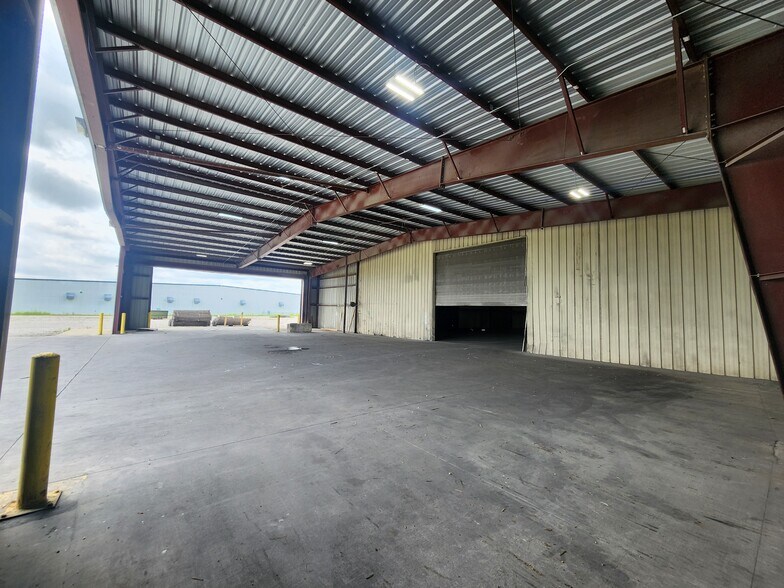 351 Scottys Way, Bowling Green, KY à vendre - Photo du bâtiment - Image 3 de 24