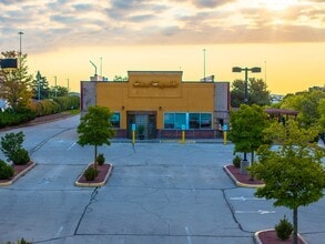 2423 N Kossow Rd, Waukesha, WI for sale Building Photo- Image 1 of 31