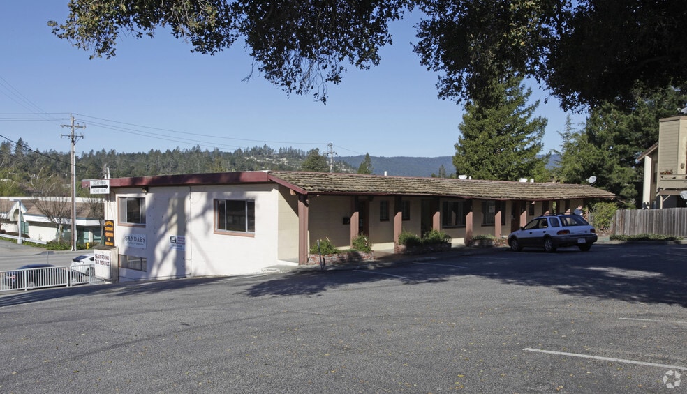 101-115 Scotts Valley Rd, Santa Cruz, CA for lease - Building Photo - Image 3 of 6