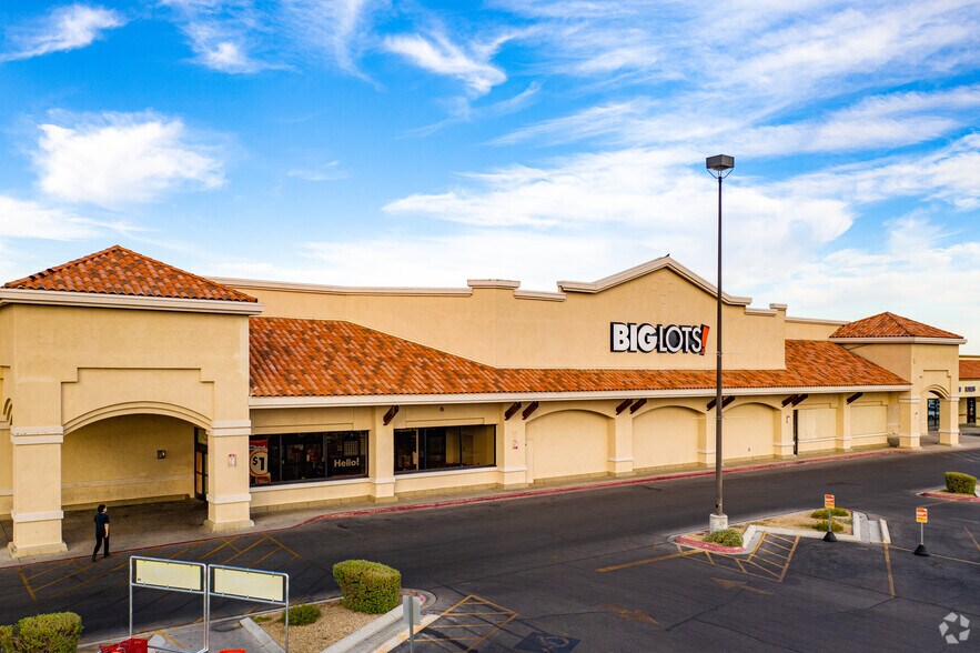 8510-8584 W Lake Mead Blvd, Las Vegas, NV à louer - Photo du bâtiment - Image 2 de 26