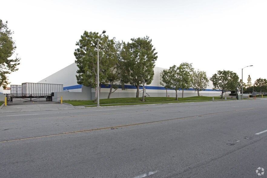 20595 Business Pky, City of Industry, CA à louer - Photo du bâtiment - Image 3 de 7