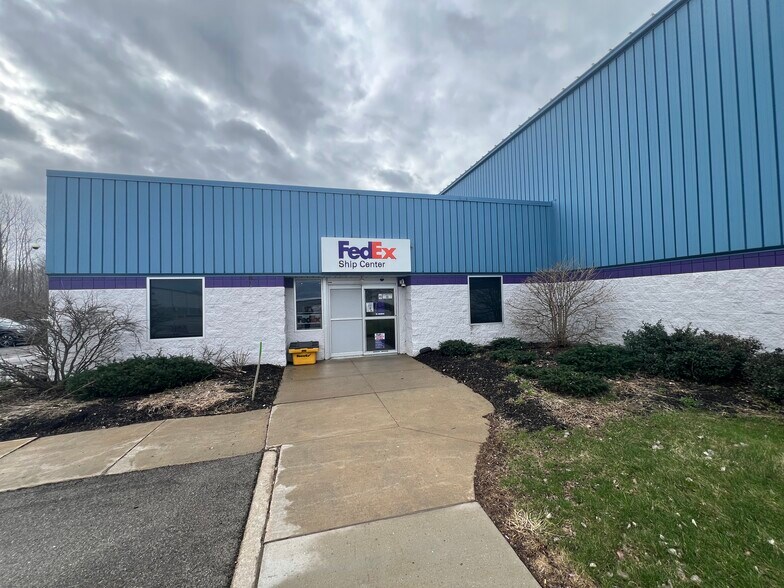 3017 W 17th St, Erie, PA à louer - Photo du bâtiment - Image 2 de 14