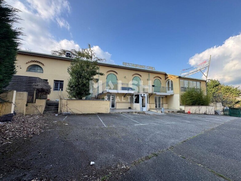 Office in Villars for sale - Building Photo - Image 1 of 10