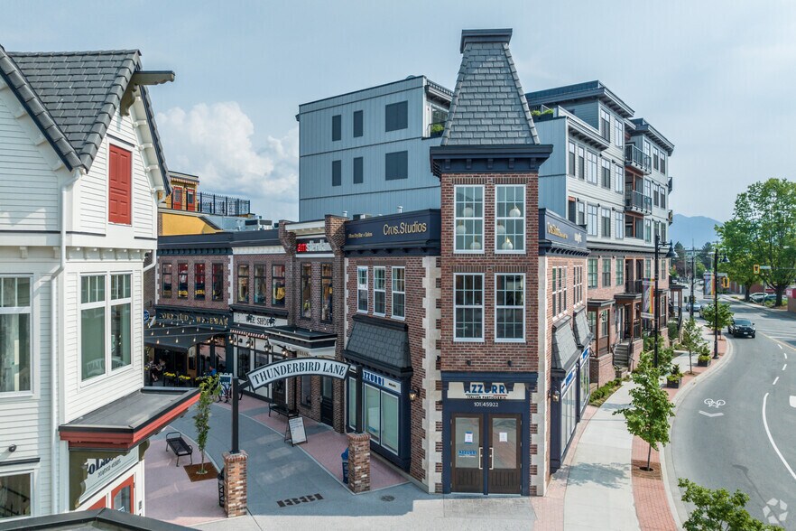 45922 Thunderbird Ln, Chilliwack, BC à vendre - Photo principale - Image 1 de 1