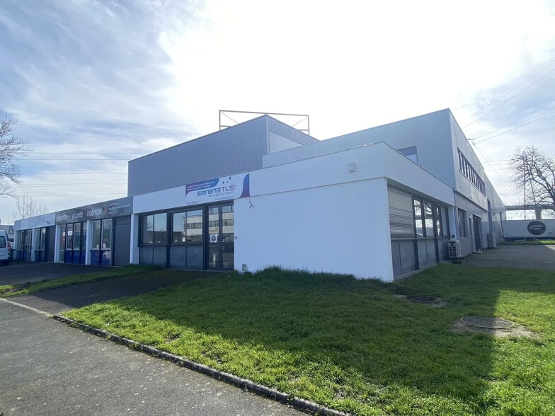 14-16 Rue Edouard Faure, Bordeaux for lease - Building Photo - Image 1 of 4