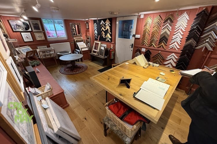 Brook St, Cuckfield à louer Photo intérieure- Image 1 de 2