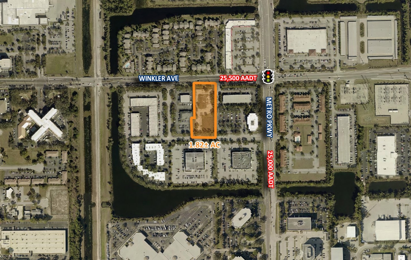 2850 Winkler Ave, Fort Myers, FL for sale Primary Photo- Image 1 of 3