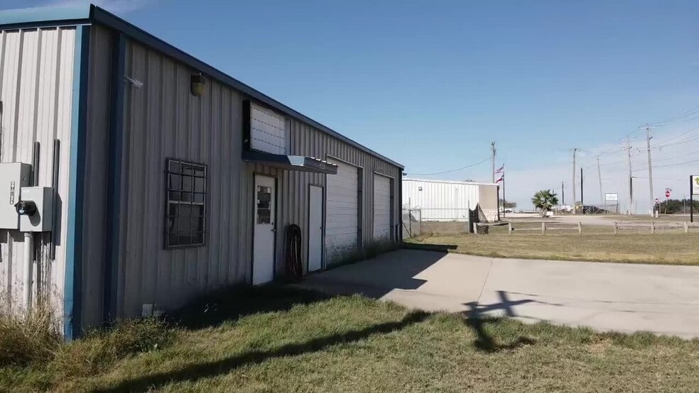 3447 Highway 281, George West, TX for sale - Commercial Listing Video - Image 2 of 8