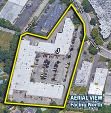 44 W Jefryn Blvd, Deer Park, NY for lease Building Photo- Image 1 of 1