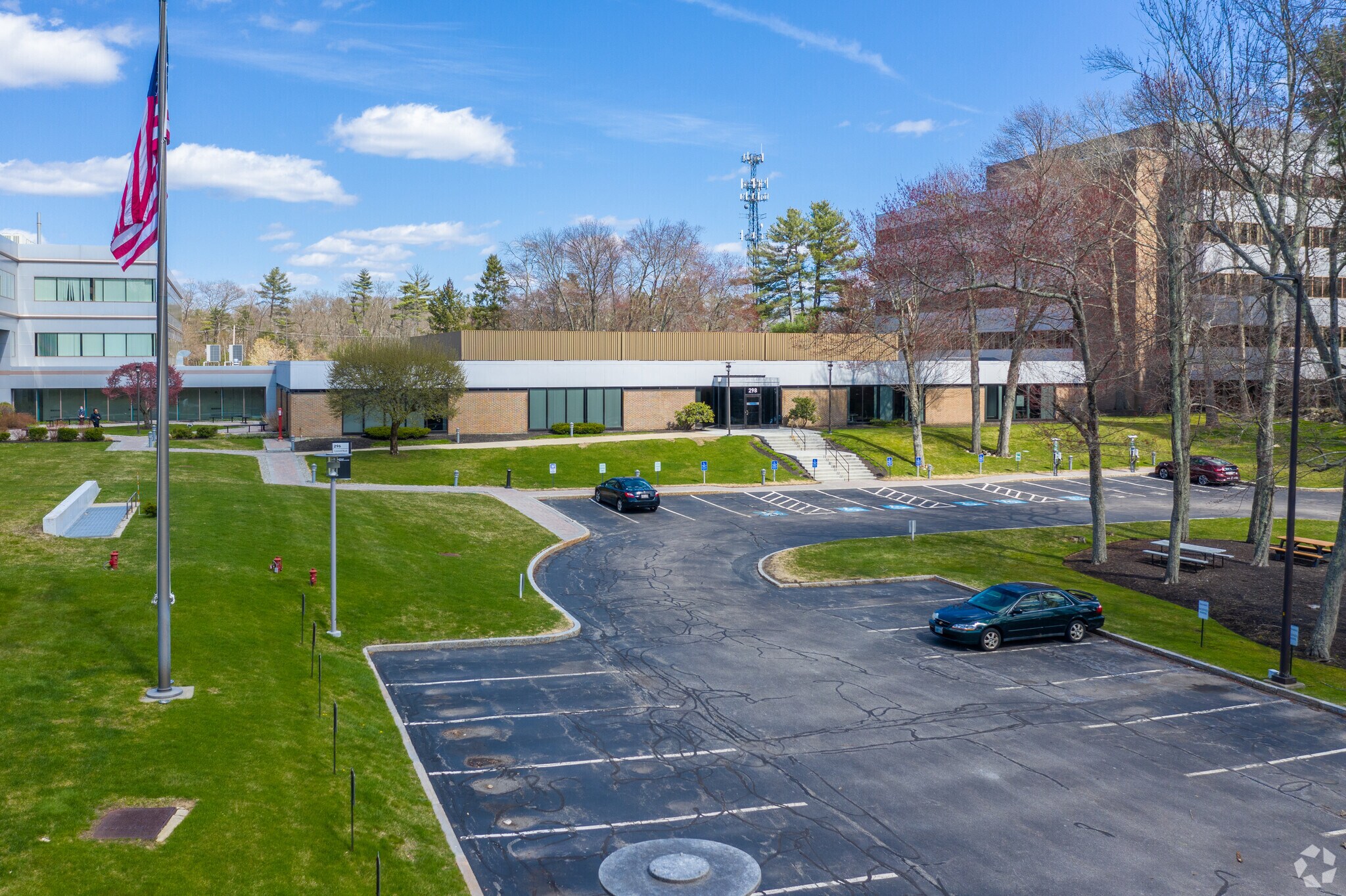 298 Concord Rd, Billerica, MA à vendre Photo principale- Image 1 de 11