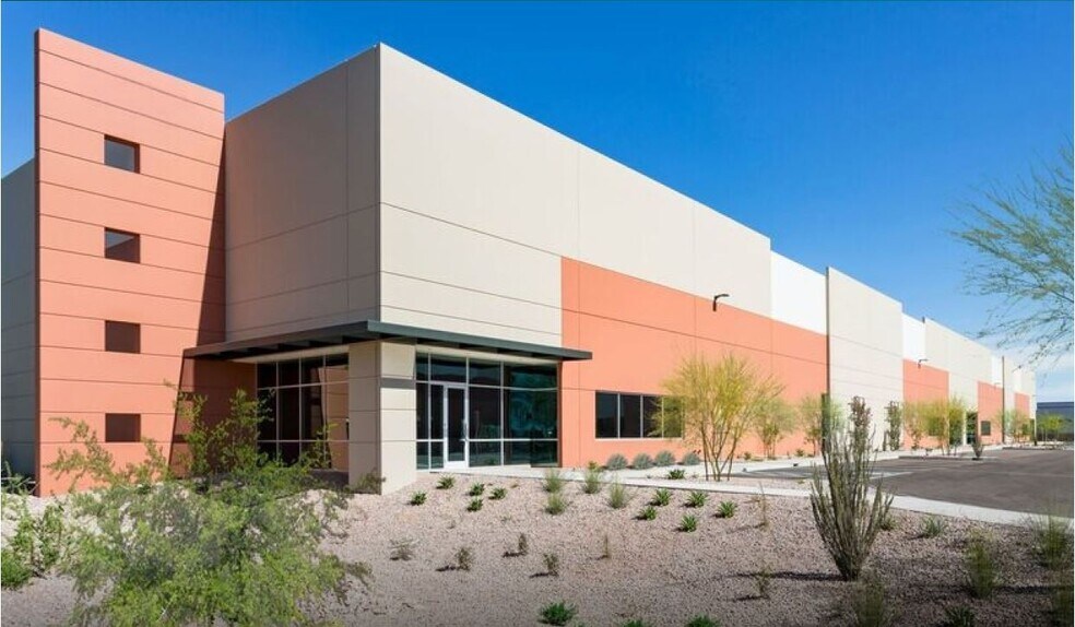 23325 N 23rd Ave, Phoenix, AZ à louer - Photo du bâtiment - Image 2 de 6