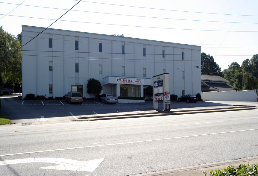3867 Roswell Rd NE, Atlanta, GA for lease - Building Photo - Image 2 of 15