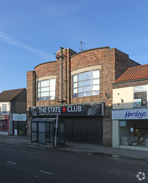 23 Church St, Gainsborough for lease - Building Photo - Image 2 of 3