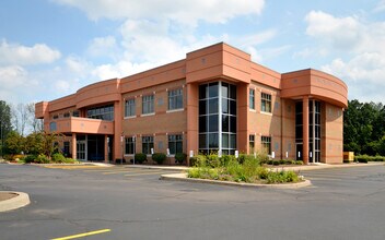 200 Red Creek Dr, Rochester, NY for lease Building Photo- Image 1 of 1