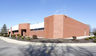 7111 N Main St, Dayton, OH for lease Building Photo- Image 1 of 16