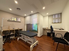 Office/Retail in Barcelona, Barcelona for lease Interior Photo- Image 2 of 15