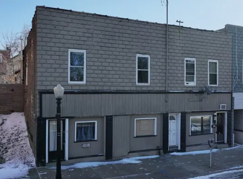 219 5th St, Ellwood City, PA à vendre Photo principale- Image 1 de 2
