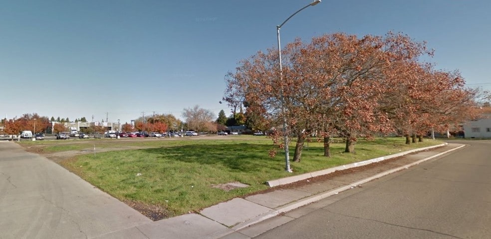 845 Louise Ave, Yuba City, CA à vendre - Photo du bâtiment - Image 1 de 3