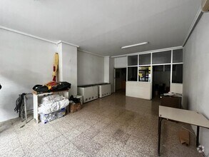 Retail in Cuenca, Cuenca for lease Interior Photo- Image 2 of 10