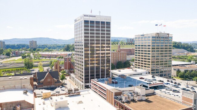 More details for 633 Chestnut St, Chattanooga, TN - Office, Retail for Lease