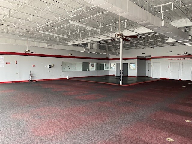 3703 FM 2765, El Campo, TX à louer - Photo intérieure - Image 3 de 6