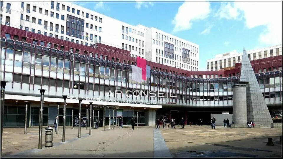 Bureau dans Montigny-le-Bretonneux à louer Photo du bâtiment- Image 1 de 16