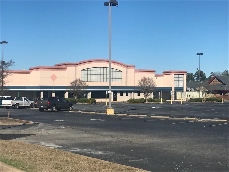 3233 Mall Rd, Anderson, SC for sale - Building Photo - Image 1 of 1