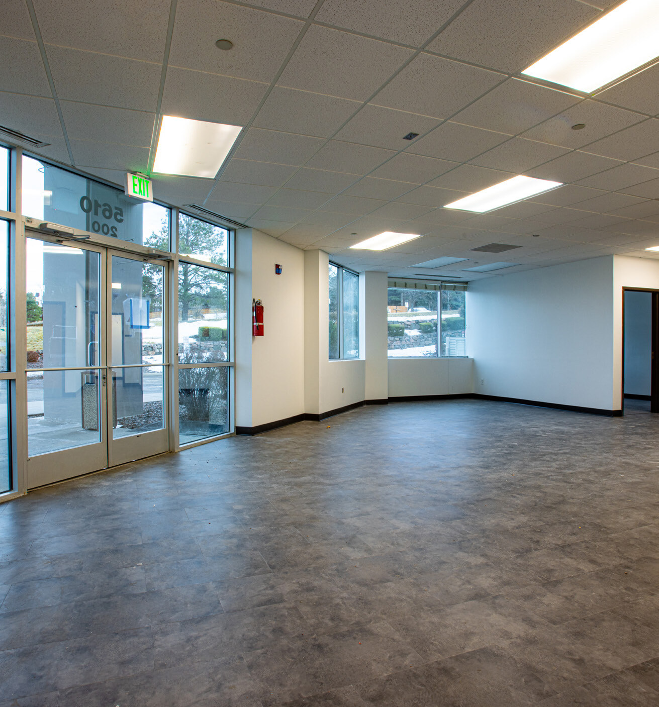 5610 Ward Rd, Arvada, CO for lease Lobby- Image 1 of 3