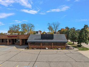 41560-41660 Garfield Rd, Clinton Township, MI for lease Building Photo- Image 1 of 1