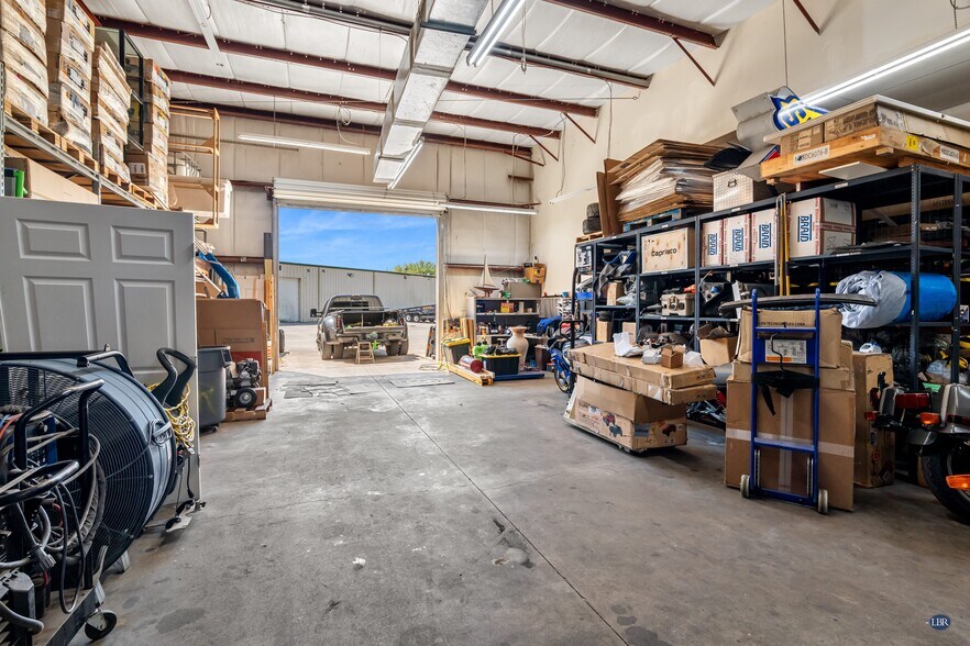 4200 Dow Rd, Melbourne, FL à louer - Photo du bâtiment - Image 3 de 7