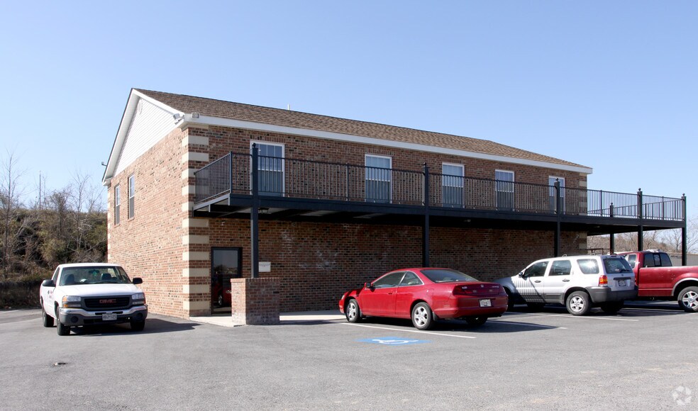 6302B Old North Point Rd, Sparrows Point, MD for lease - Building Photo - Image 1 of 4