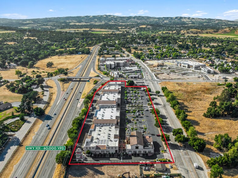 2040-2240 El Camino Real, Atascadero, CA à louer - Photo du bâtiment - Image 2 de 7