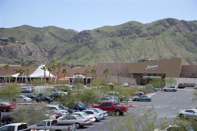 2465 E Palm Canyon Dr, Palm Springs, CA for lease - Building Photo - Image 1 of 12