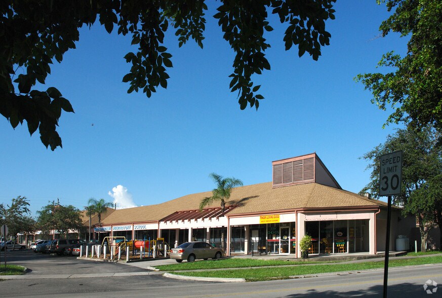 4040 SW 69th Ave, Miramar, FL à vendre - Photo du bâtiment - Image 2 de 29