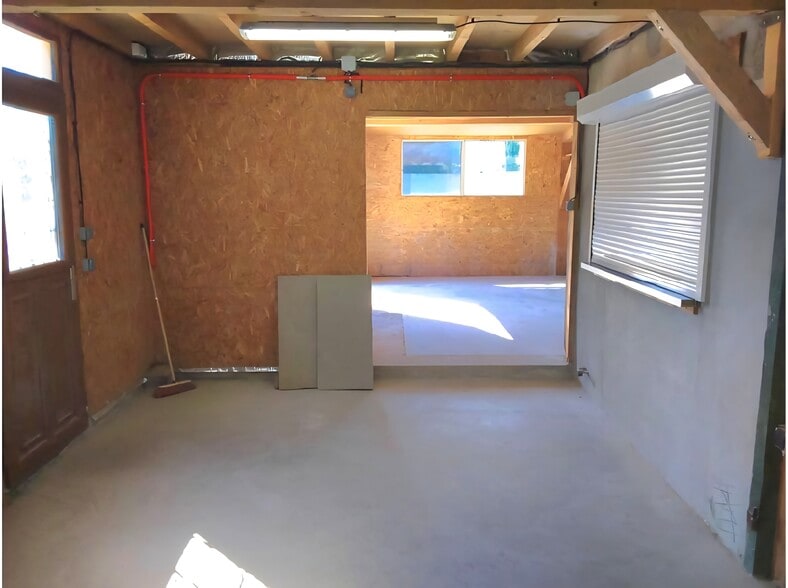 Flex in La Farlède for lease - Interior Photo - Image 3 of 13