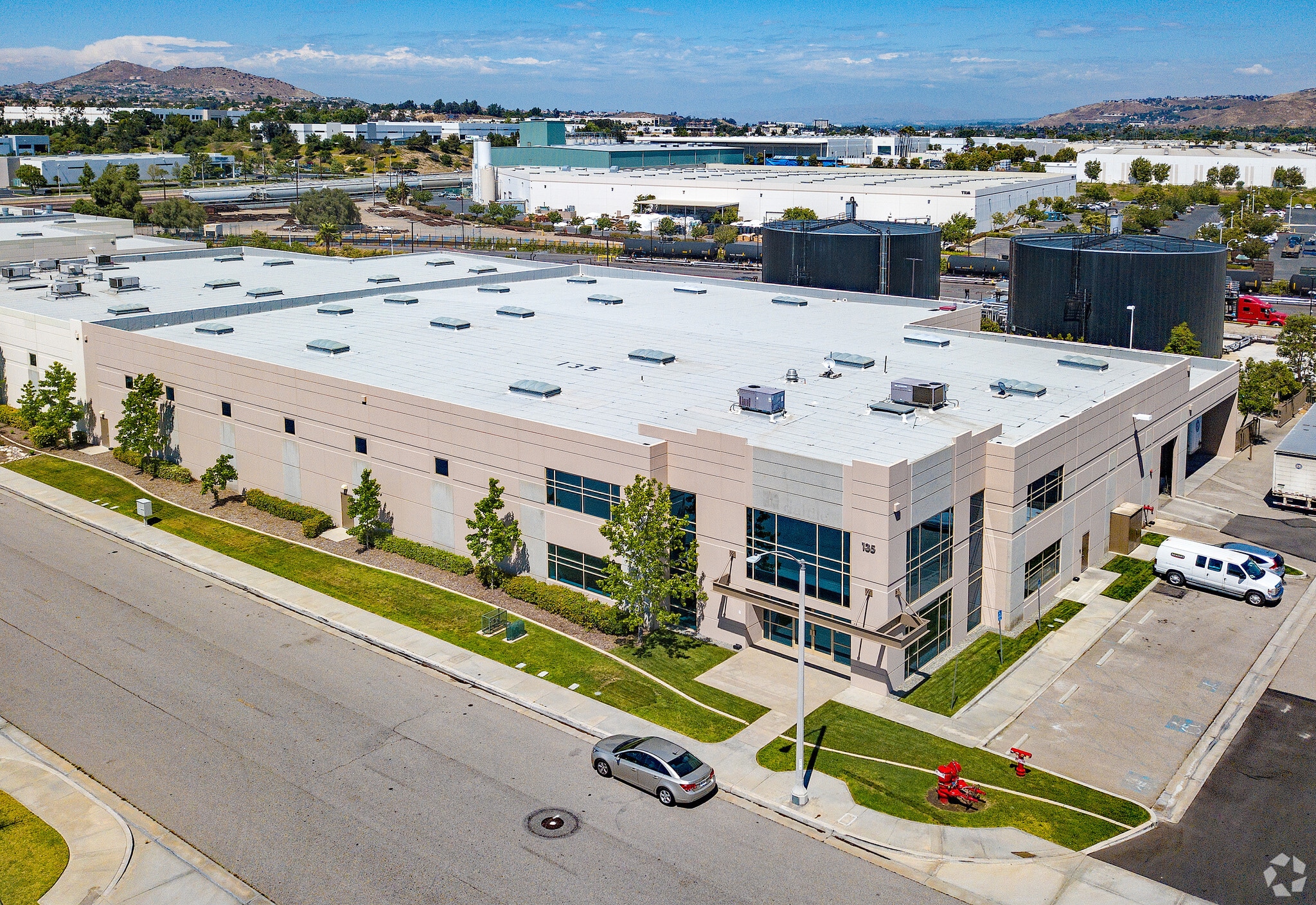 135 Via Trevizio, Corona, CA for lease Primary Photo- Image 1 of 3