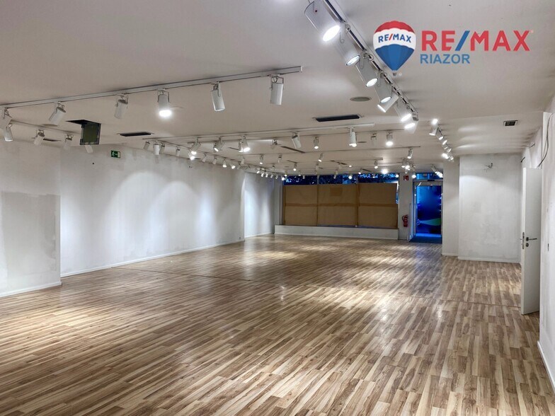 Rúa Do Doutor Teixeiro, 30, Santiago de Compostela, La Coruna for lease - Interior Photo - Image 2 of 18